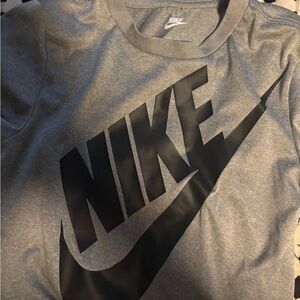 Nike Heather Gray Tee with Bold Black Swoosh 6-7 years